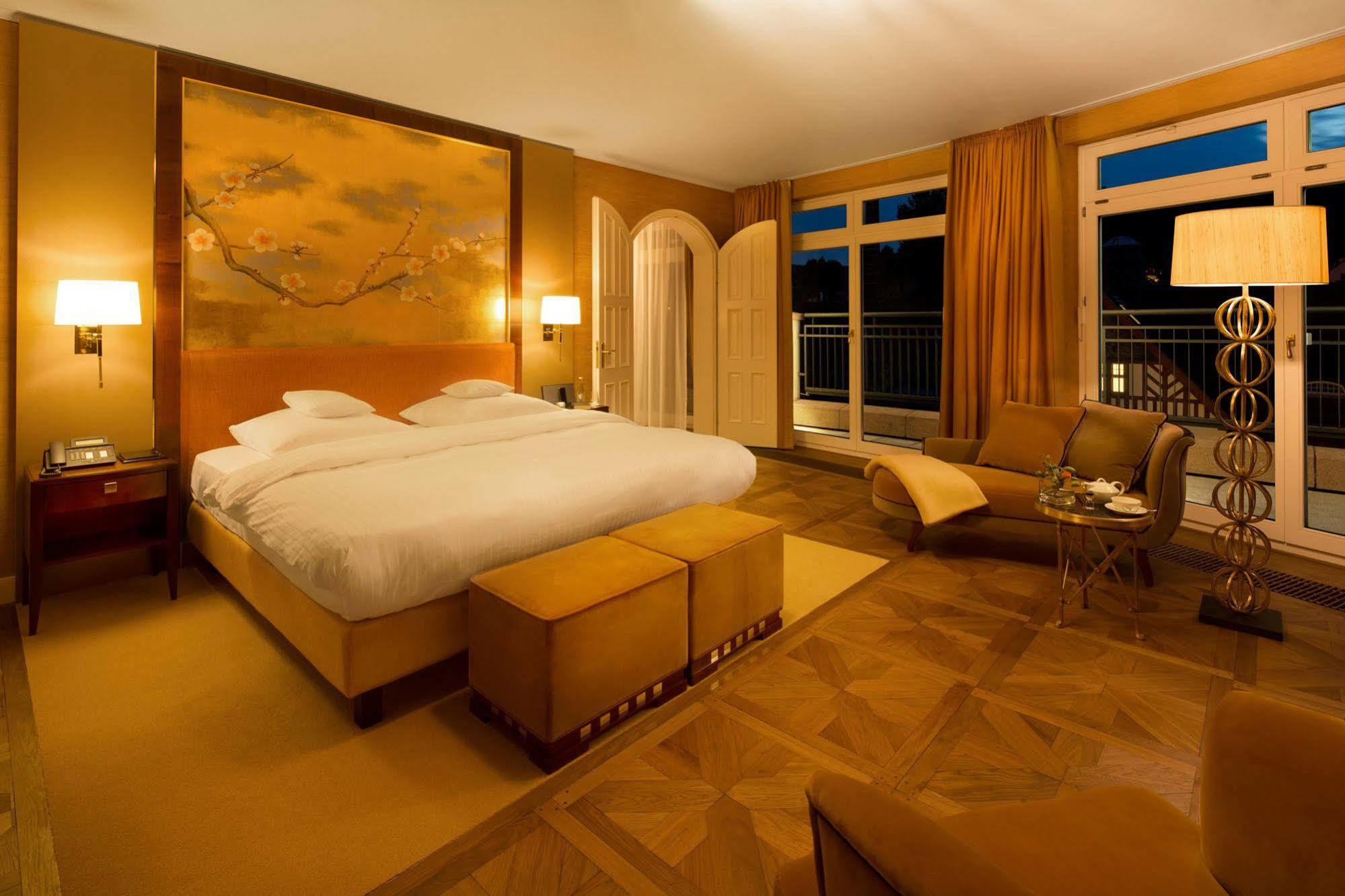 费尔肯斯坦傲途格精选大酒店 陶努斯的孔宁斯泰因 外观 照片